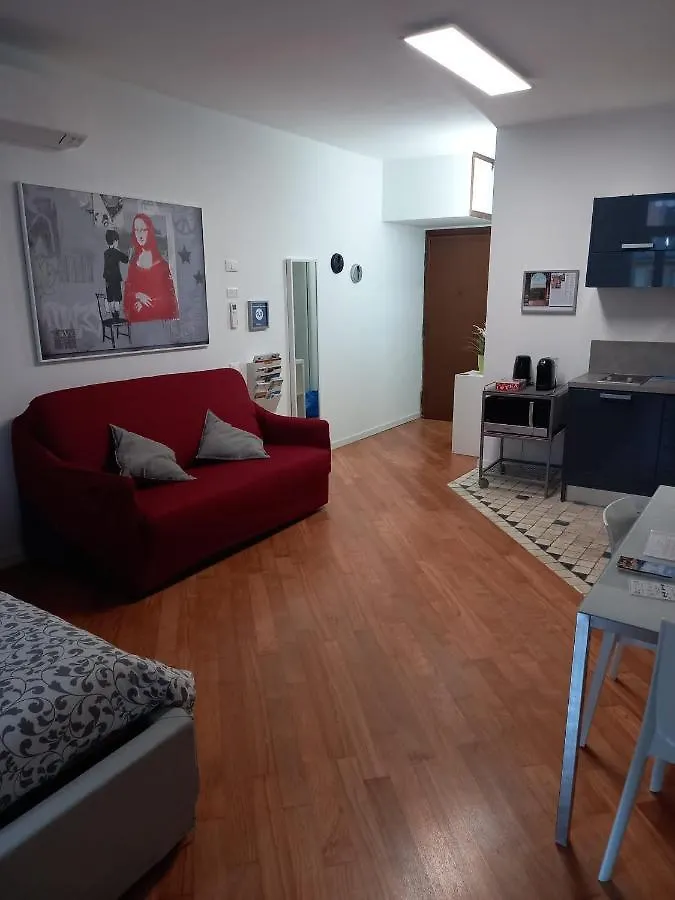 Suite Apartment San Lazzaro Bergamo Italy